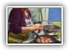 Anni luegt zum Fleisch...